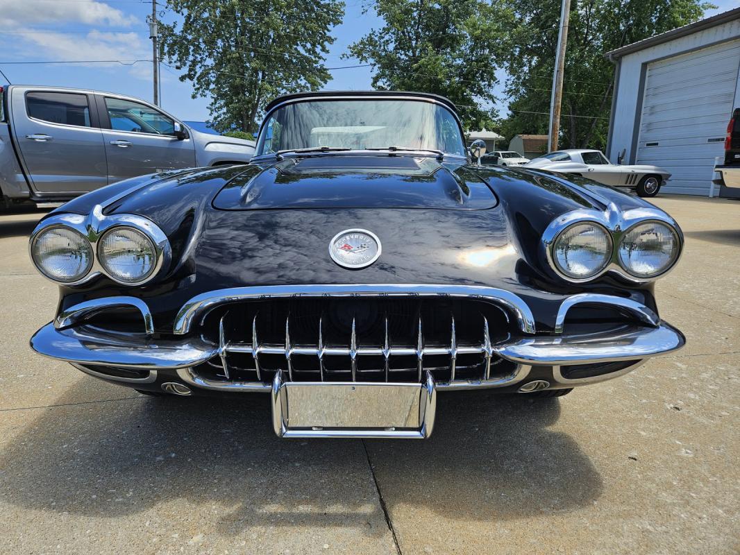 Annonce 433659404/1958BLACKREDCORVETTE photo5