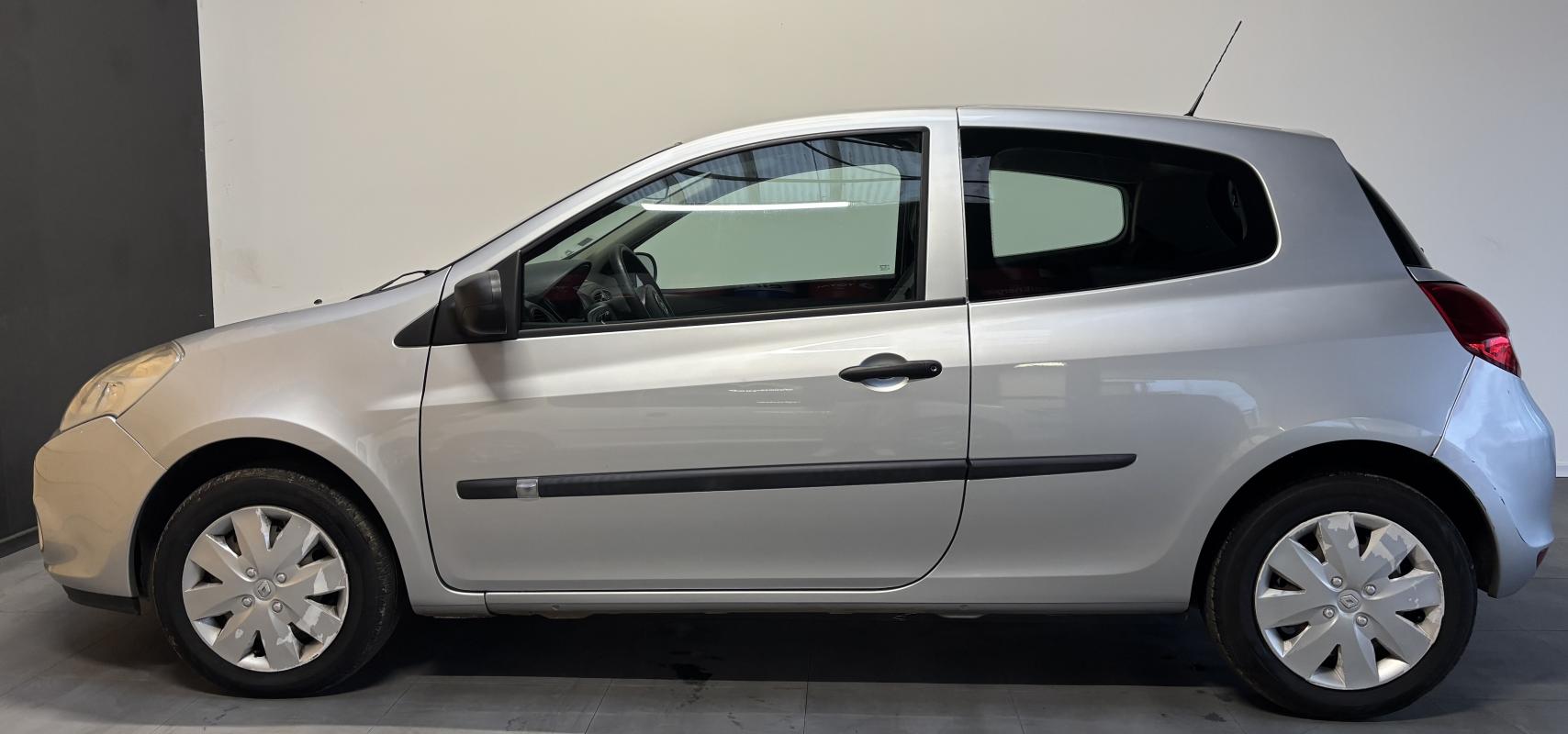 Annonce 448642898/RENAULT_CLIO_III__ photo4