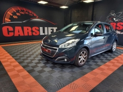 Peugeot 208 1.2 PURETECH 92 CH STYLE - GARANTIE ... 49-Maine-et-Loire