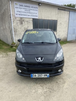 Peugeot 1007 1.4 hdi 53-Mayenne