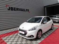 Peugeot 208 PURETECH 82CH SS BVM5 SIGNATURE 35-Ille-et-Vilaine