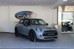 Mini 5 portes HATCH F55 LCI Cooper S 178 ch BVA7... 06-Alpes Maritimes