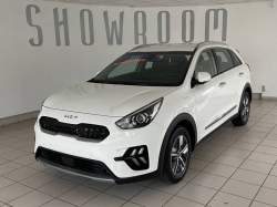 Kia Niro 1.6 GDi Hybride Rechargeable 141 ch DCT... 85-Vendée