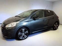 Peugeot 208 1.2 PURETECH 110 GT LINE 5P 06-Alpes Maritimes