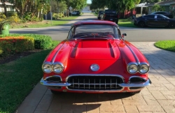 Chevrolet Corvette C1 REFAITE NEUVE 76-Seine-Maritime