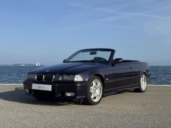 BMW Série 3 Cabriolet E36 318i Pack M 06-Alpes Maritimes