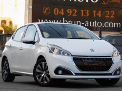 Peugeot 208 1.2 PURETECH 82CH E6.C SIGNATURE 5P 06-Alpes Maritimes