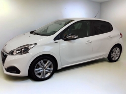 Peugeot 208 1.0 TCE 100 SIGNATURE 5P 06-Alpes Maritimes