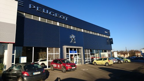 PEUGEOT CAR Avenue MONDELANGE