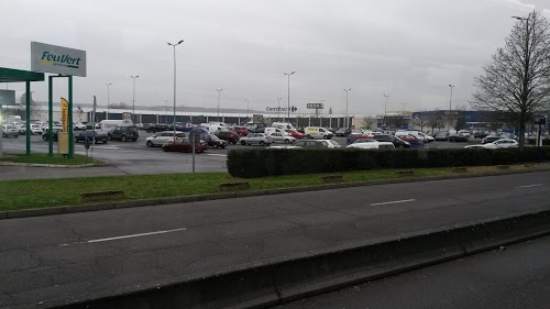 Carrefour Tourville La Riviere