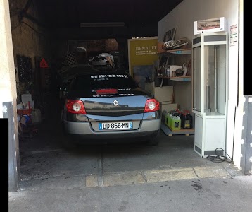 GARAGE WADII