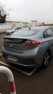 HYUNDAI BOURGES